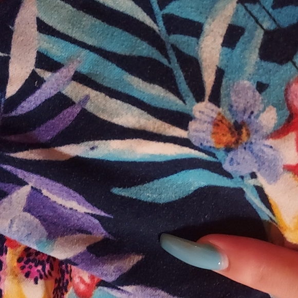 Shorts - Picture 4 of 4